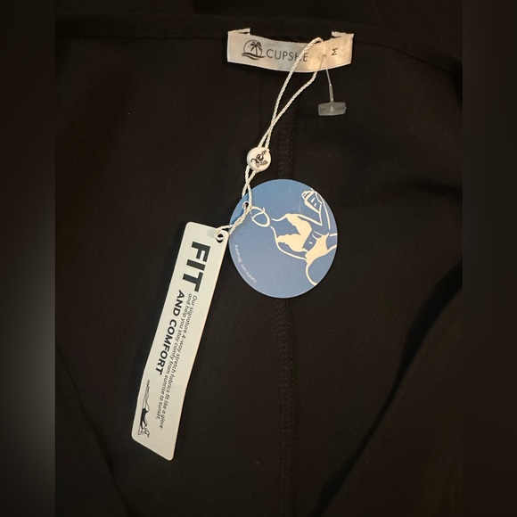 Cupshe Vneck Ruffled flared half sleeve short Dress size Medium NWT - Picture 9 of 12